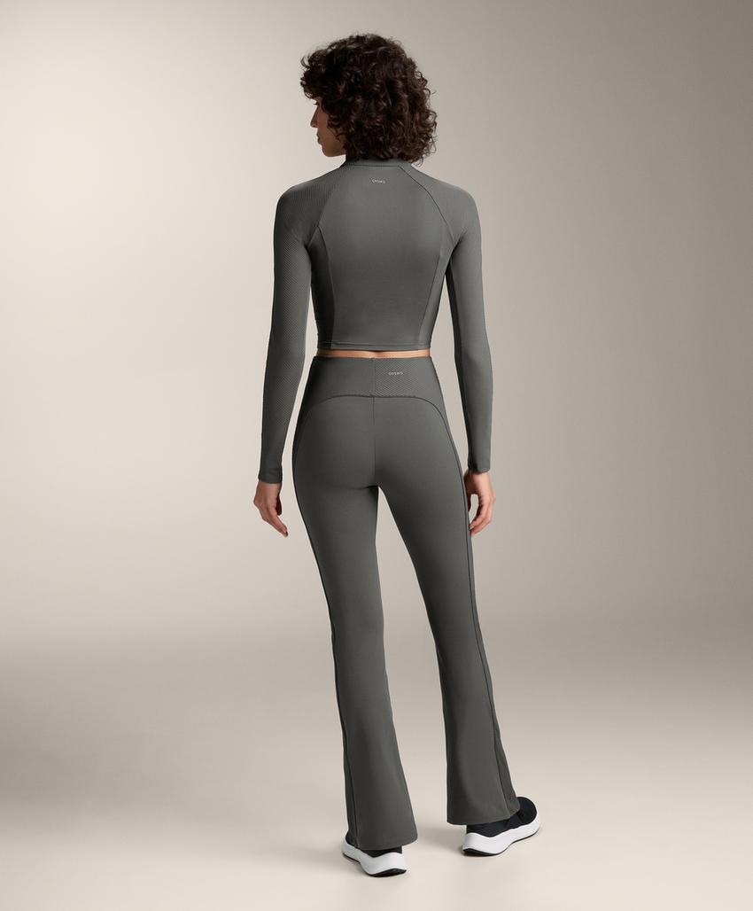 Топ с длинным рукавом и ребристыми вставками comfortlux