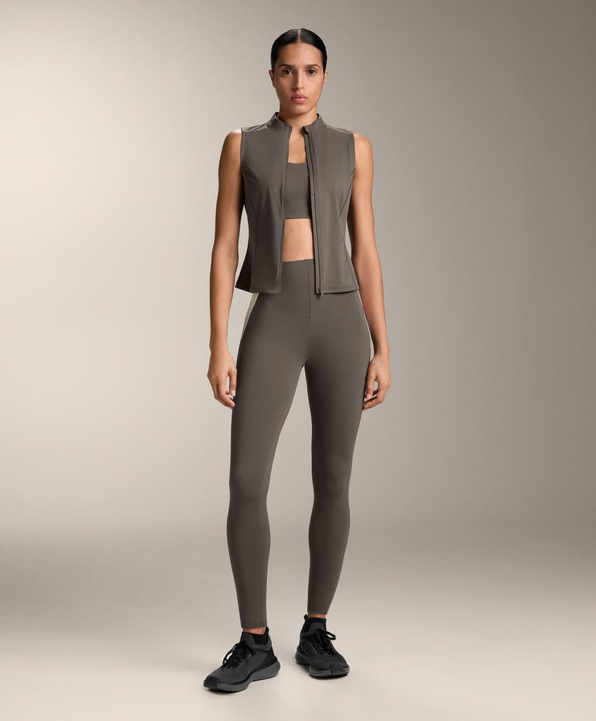 Майка без рукавов с молнией