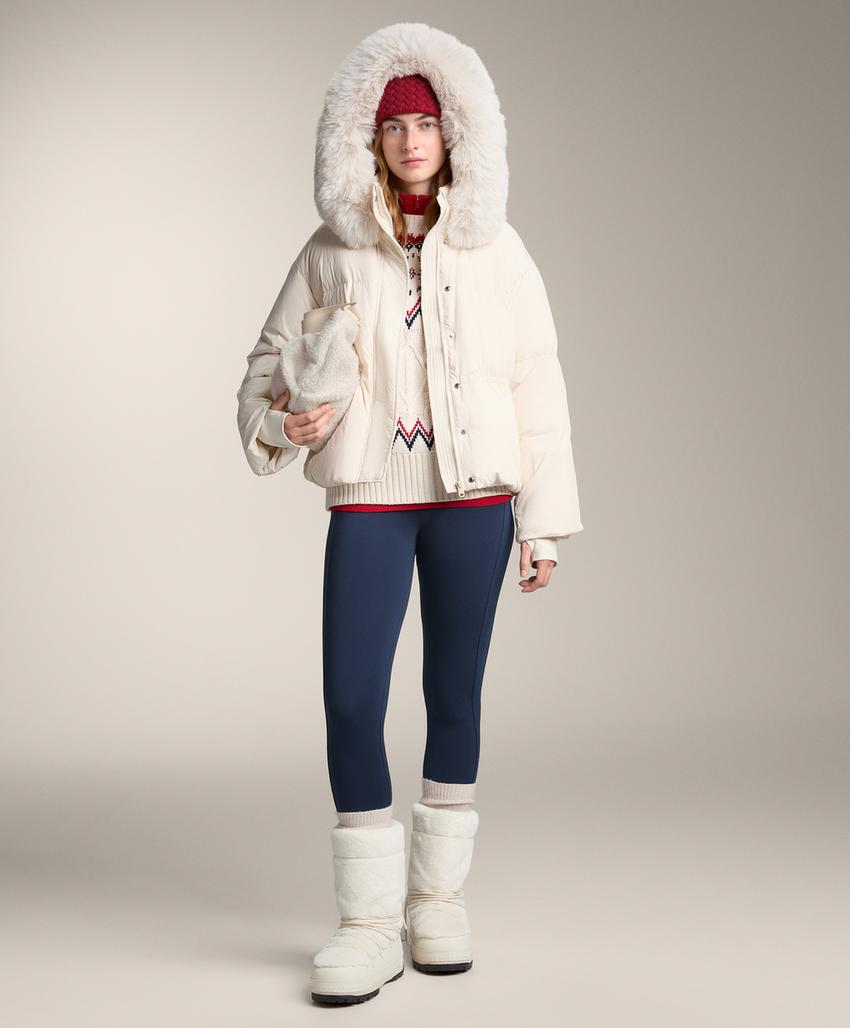 Джемпер с узором снежинок из жаккарда