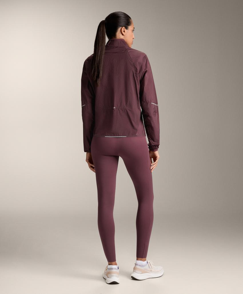 Ветровка для бега со водоотталкивающим покрытием