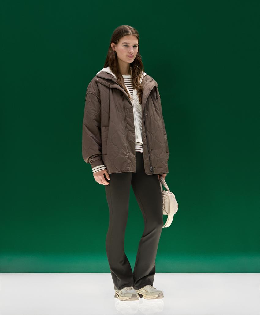 Брюки со средней посадкой и широкими штанинами evermove