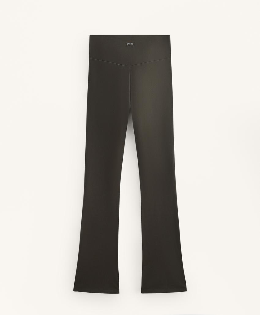 Брюки со средней посадкой и широкими штанинами evermove