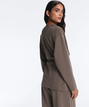 Длинная куртка с асимметричной полоской из модала- Заказать в России