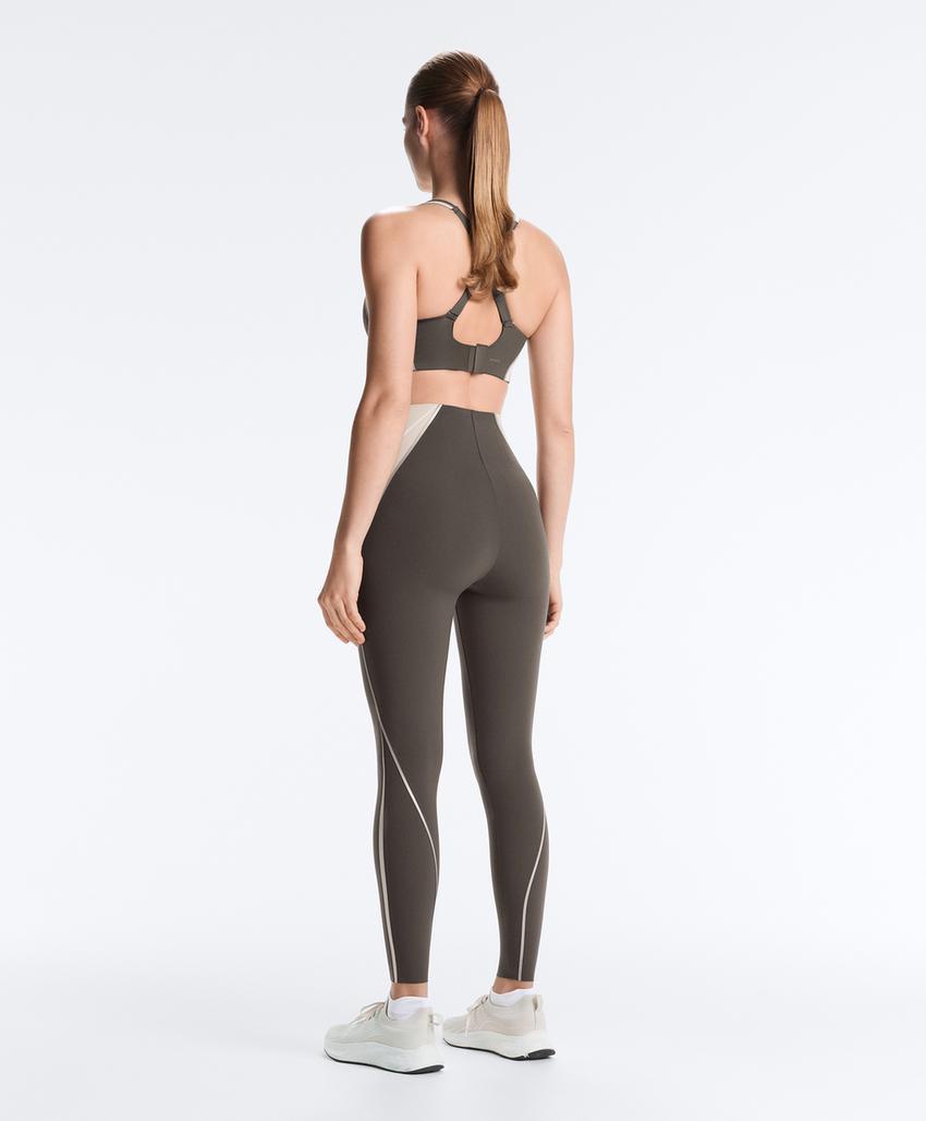 Firm support Compressive reflective sports bra