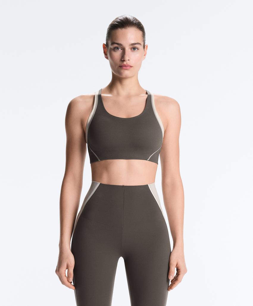 Firm support Compressive reflective sports bra