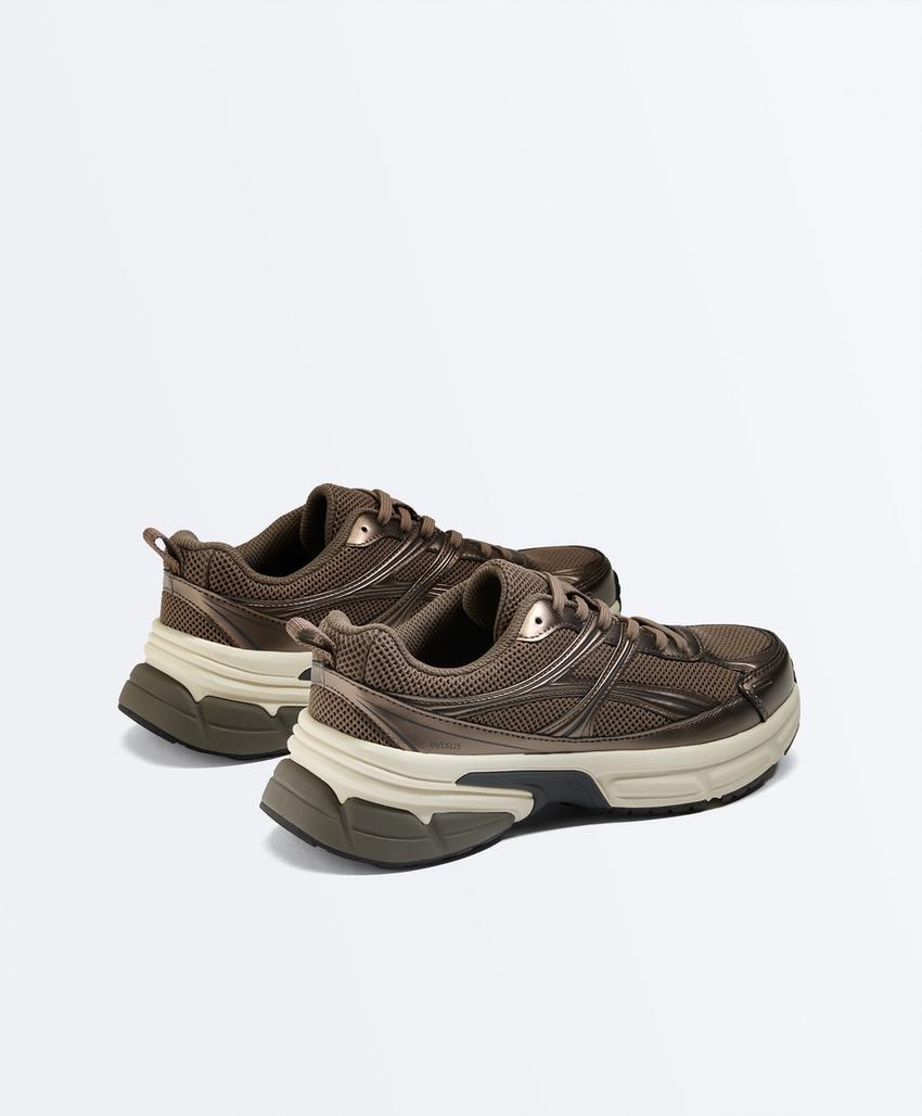 Кроссовки в стиле Running