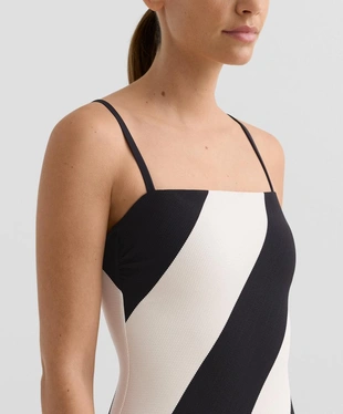 Купальник бандо из пике в диагональную полоску- Заказать в России