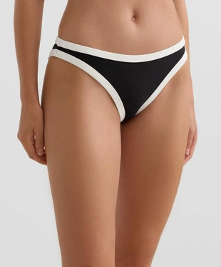 Классические плавки бикини с контрастной окантовкой- Заказать в России