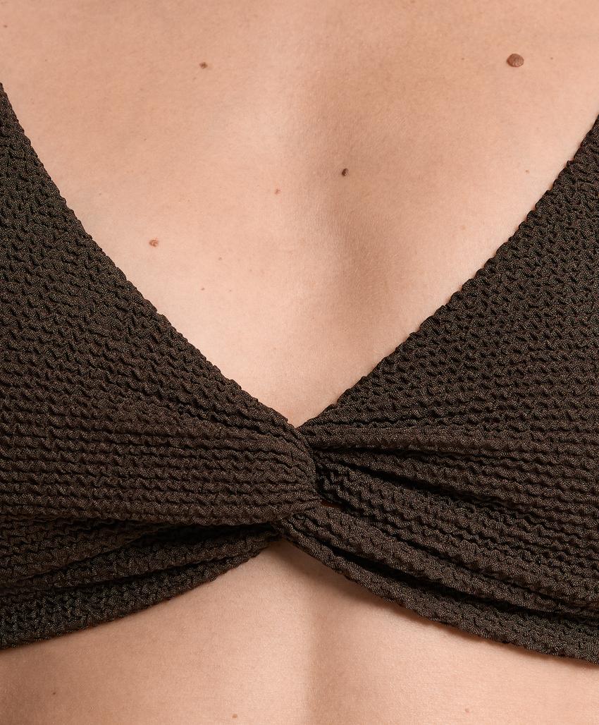 Топ бикини с завязками вокруг шеи