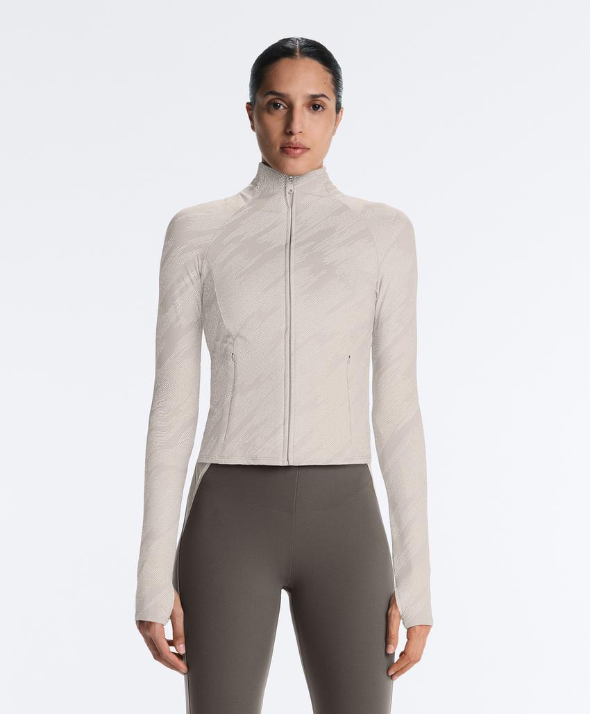 Light warm reflective technical jacket