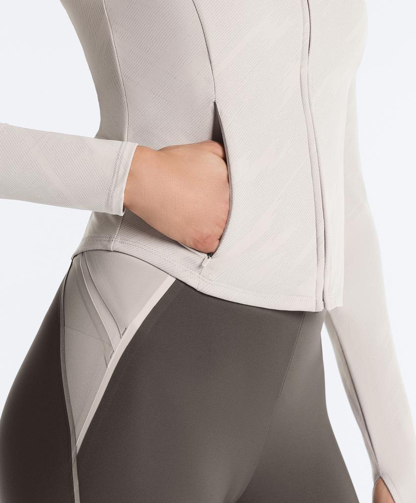 Light warm reflective technical jacket