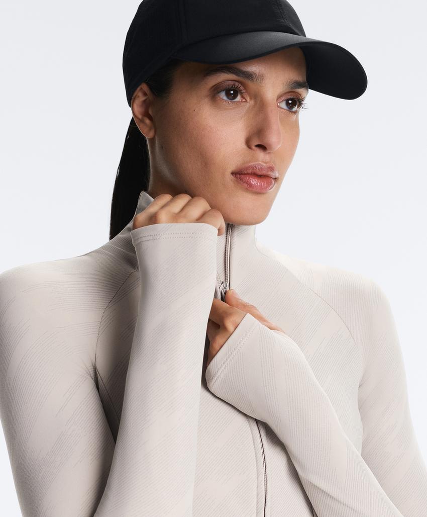 Light warm reflective technical jacket