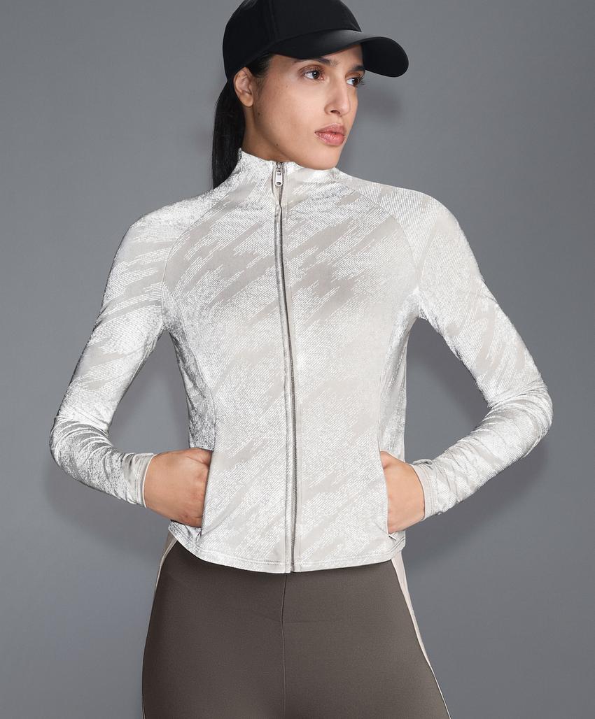 Light warm reflective technical jacket