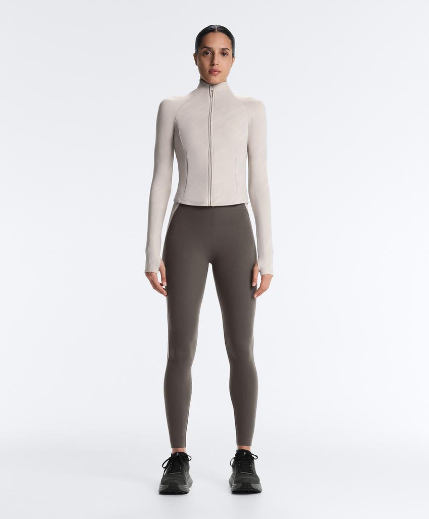 Light warm reflective technical jacket