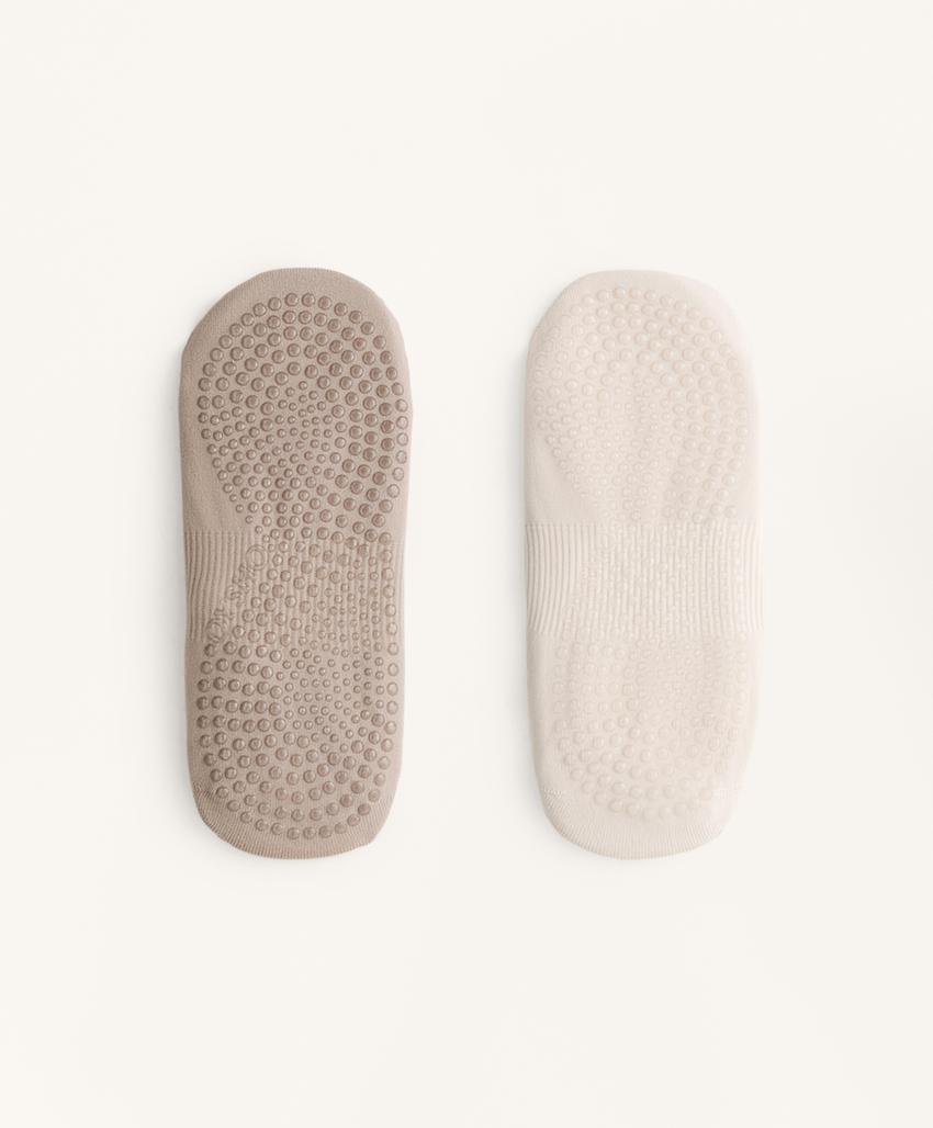 2 pairs of polyamide blend yoga and Pilates socks with double straps