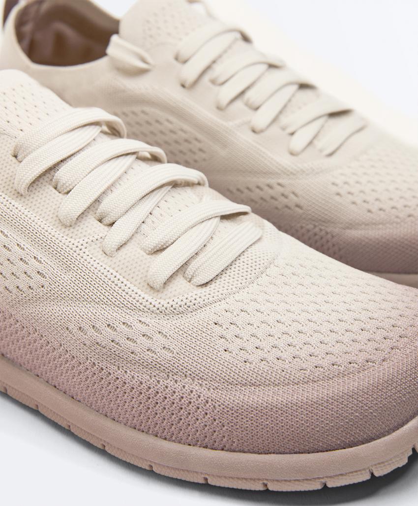 Универсальные кроссовки для спорта с эффектом босых ног