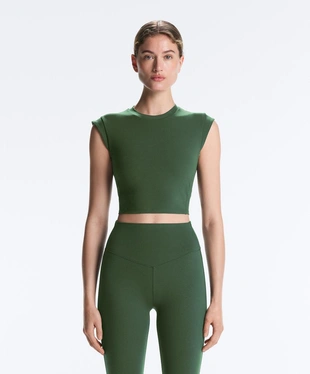 Купить OYSHO TANK TOP EVERMOVE без рукавов