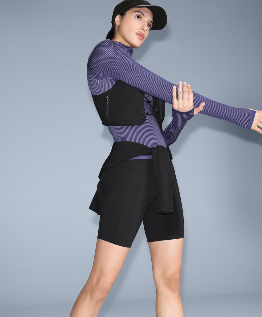 Лонгслив из высокотехнологичной ткани