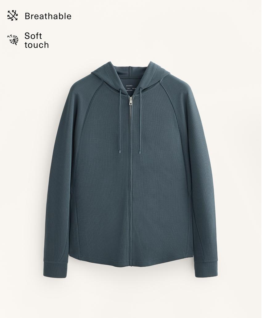 Куртка в рубчик с капюшоном и 29% модала