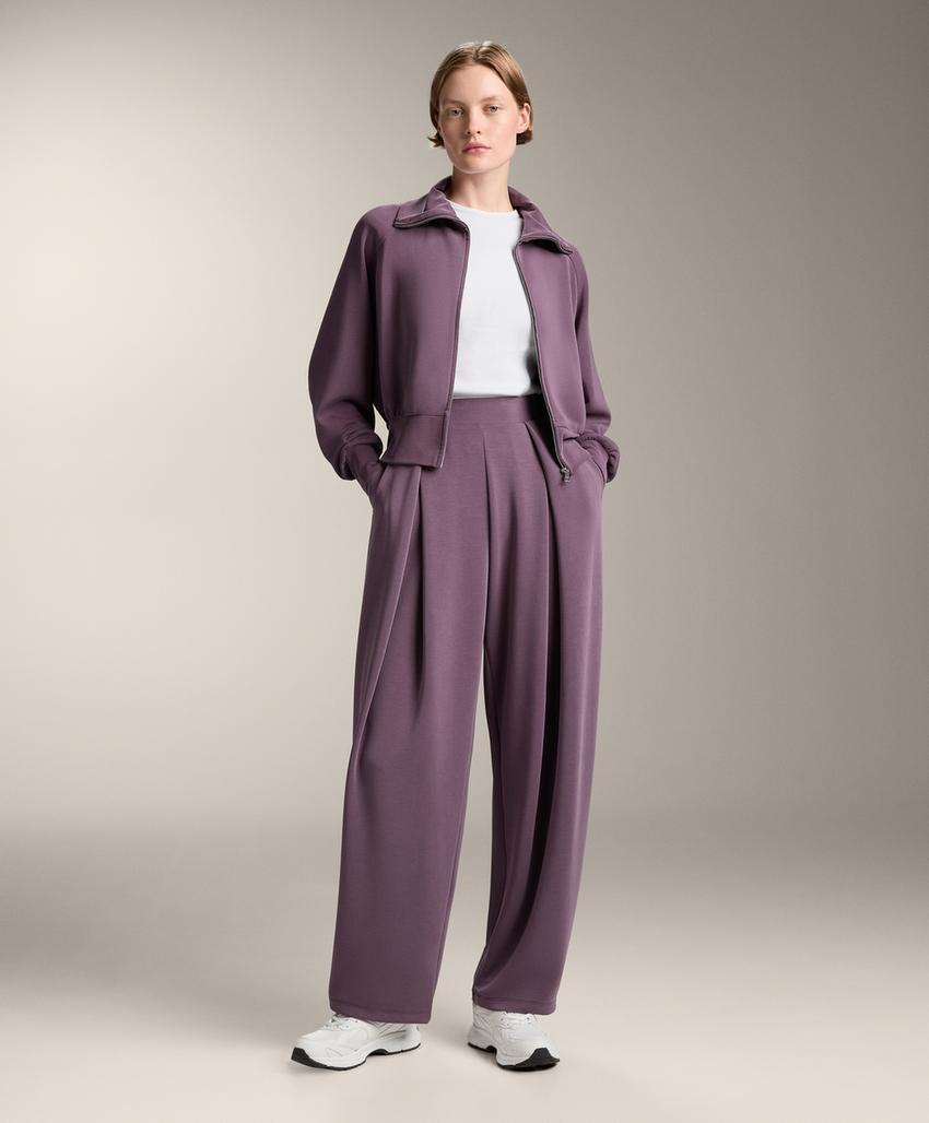 Пиджак с высоким воротником и приталенной талией из мягкой модальной ткани