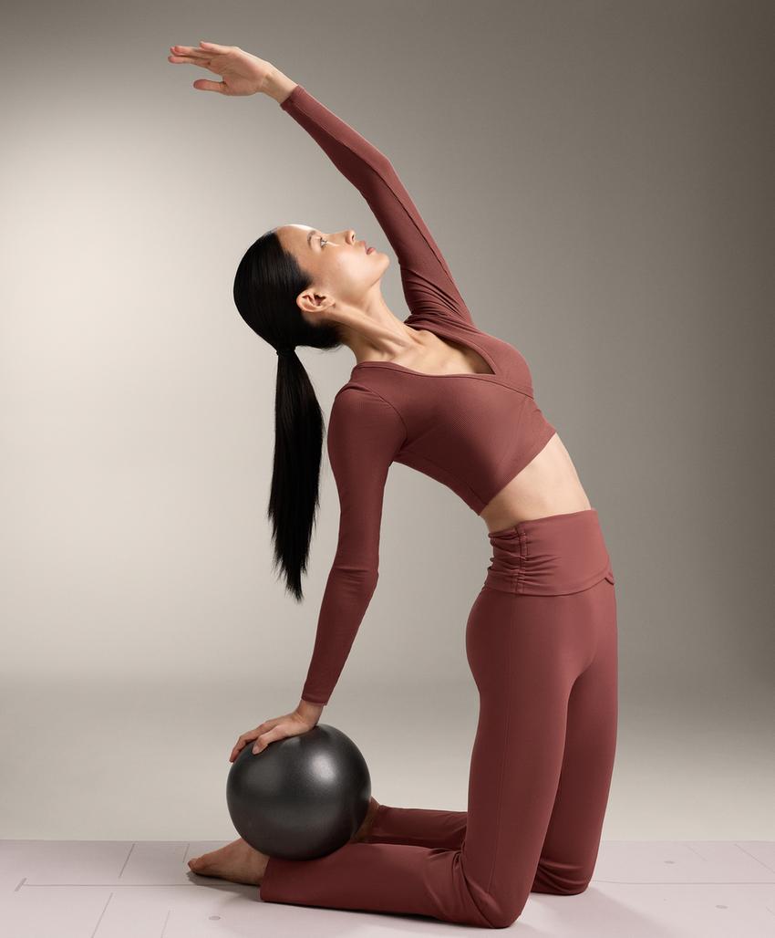 Брюки с завышенной талией и широкими штанинами comfortlux с драпировкой на талии