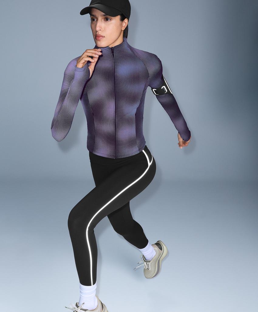 Light warm reflective technical jacket