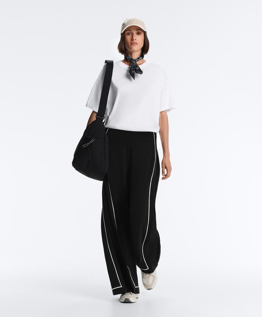 Широкие брюки из мягкого модала с контрастной окантовкой