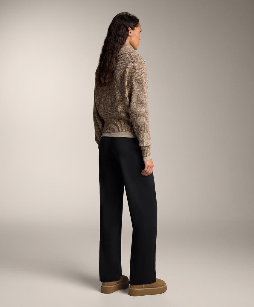 Теплые брюки с высокой посадкой и прямыми брючинами