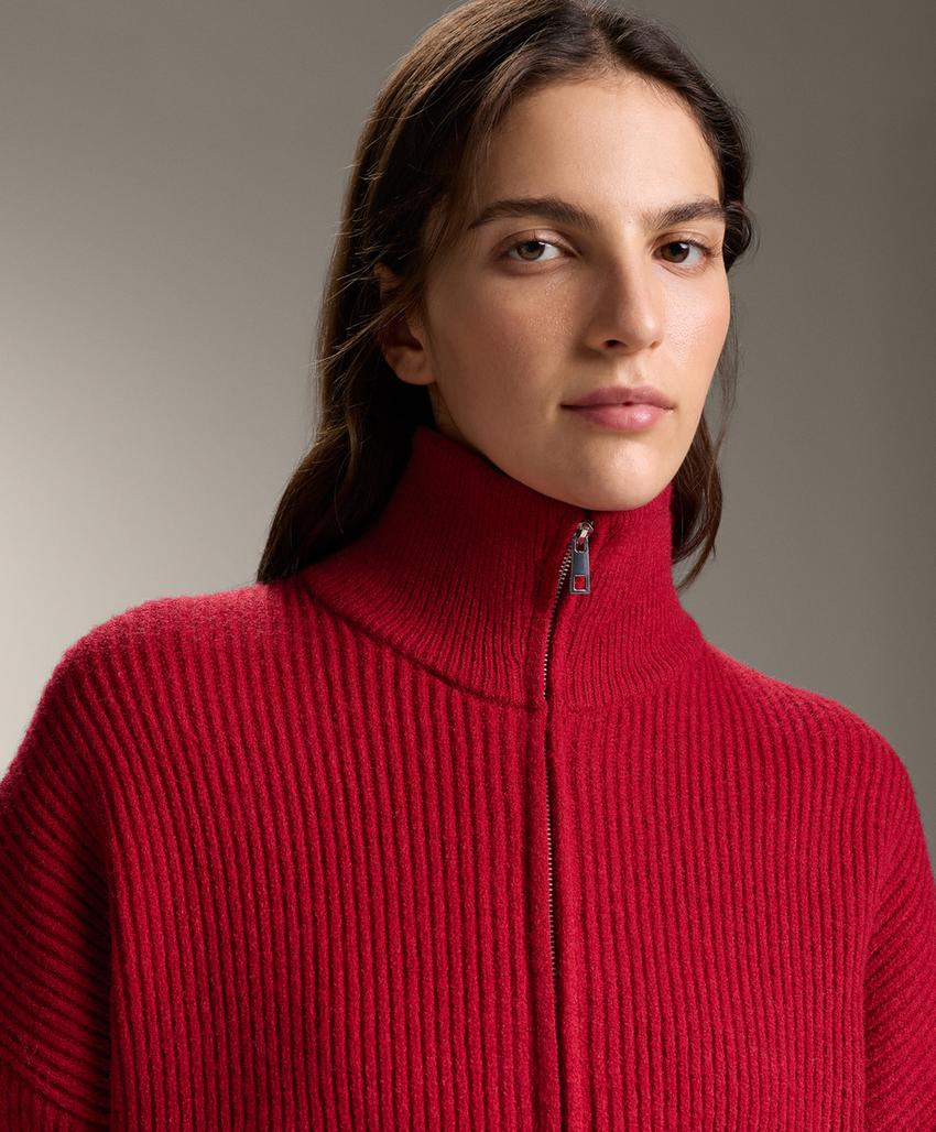 Длинный трикотажный жакет