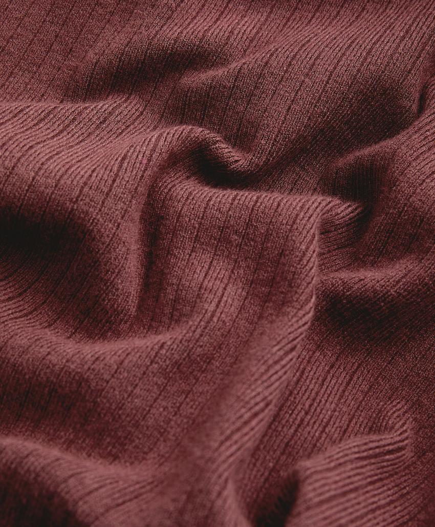 Пуловер с вязаным узором