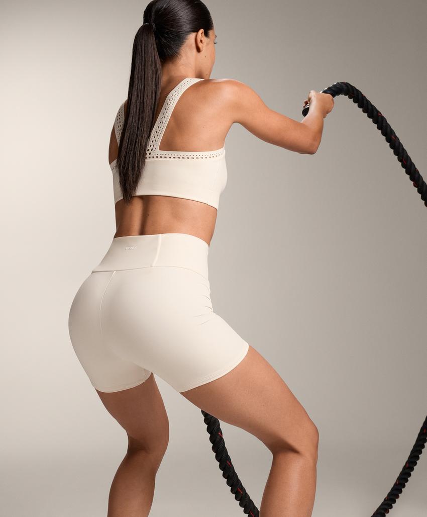 Компрессионные шорты высокой посадки 10 см