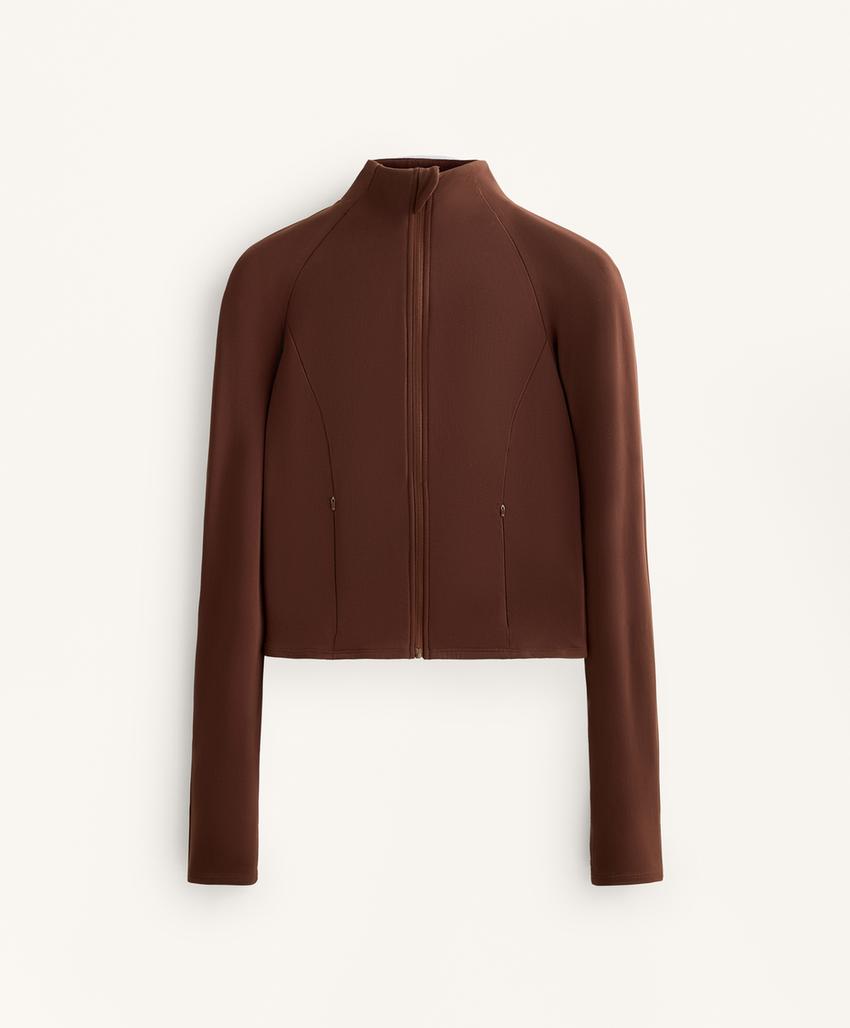 Легкая теплая техническая куртка