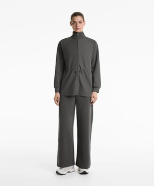 Длинная куртка в рубчик с регулируемым поясом из модала- Заказать в России