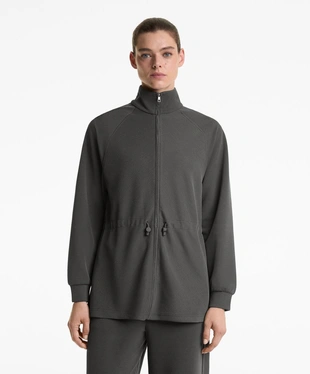 Длинная куртка в рубчик с регулируемым поясом из модала- Заказать в России