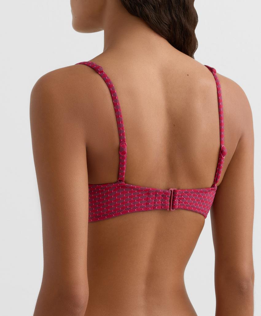 Бикини с геометрическим жаккардовым лифом на шее