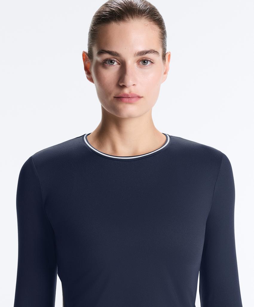 Футболка с длинным рукавом и техническими вставками