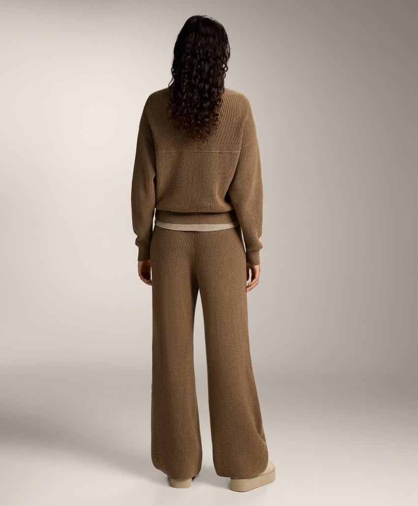 Вязанные прямые брюки