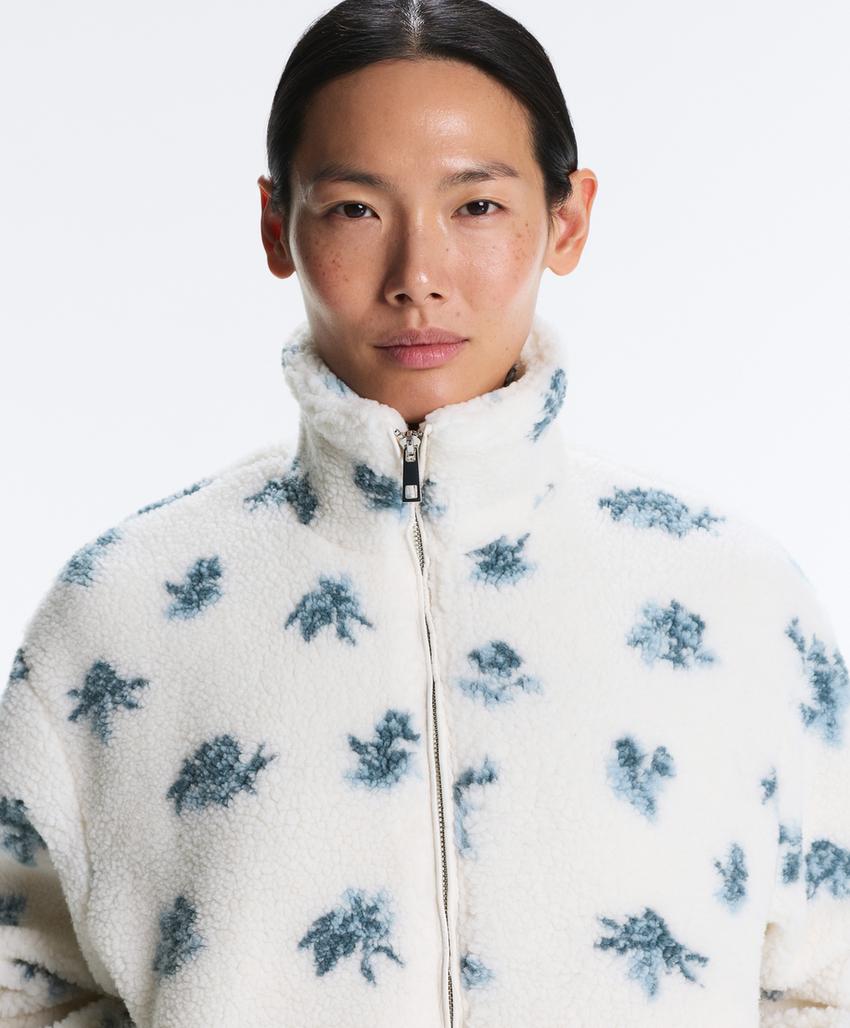 Пальто с имитацией овчины и цветочным узором