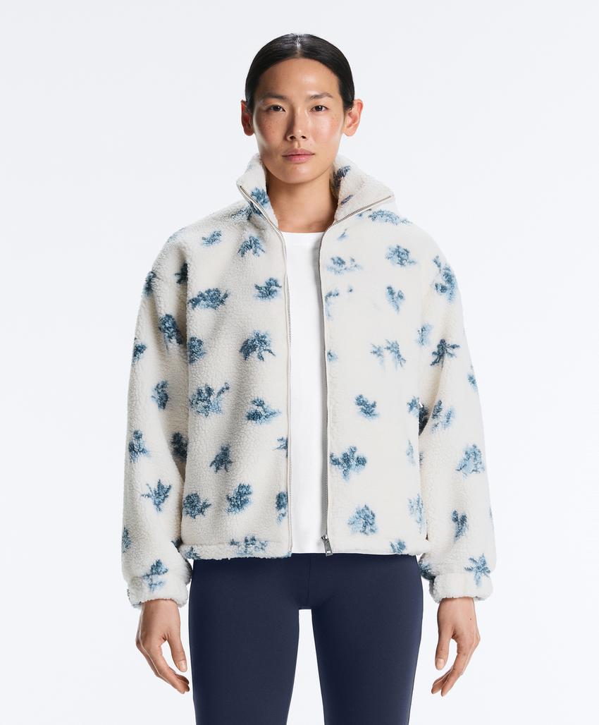 Пальто с имитацией овчины и цветочным узором