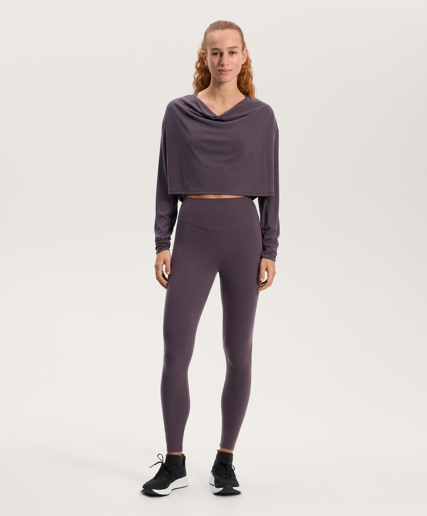 Футболка с драпированным вырезом из модала