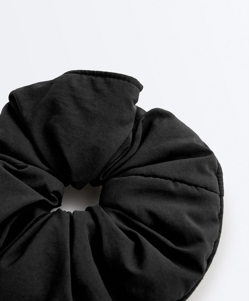 Большая стеганая резинка для волос