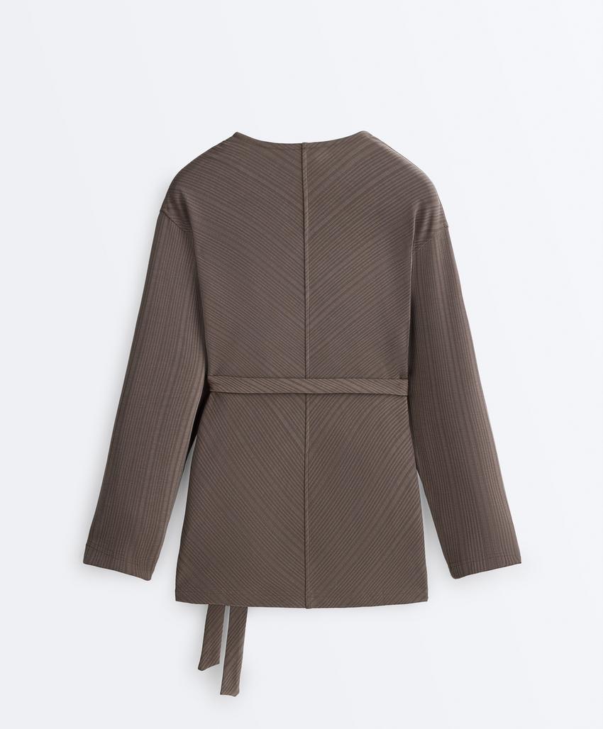 Длинный асимметричный пиджак с полосками из модала