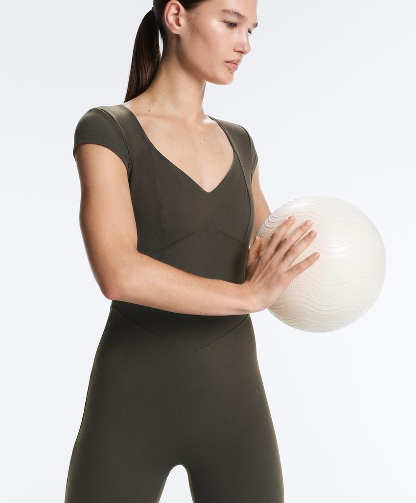 Комбинезон с коротким рукавом evermove