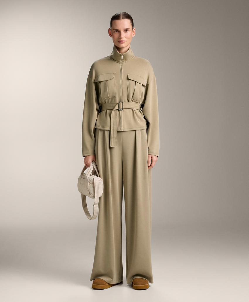 Пиджак с поясом из мягкого материала с модалом