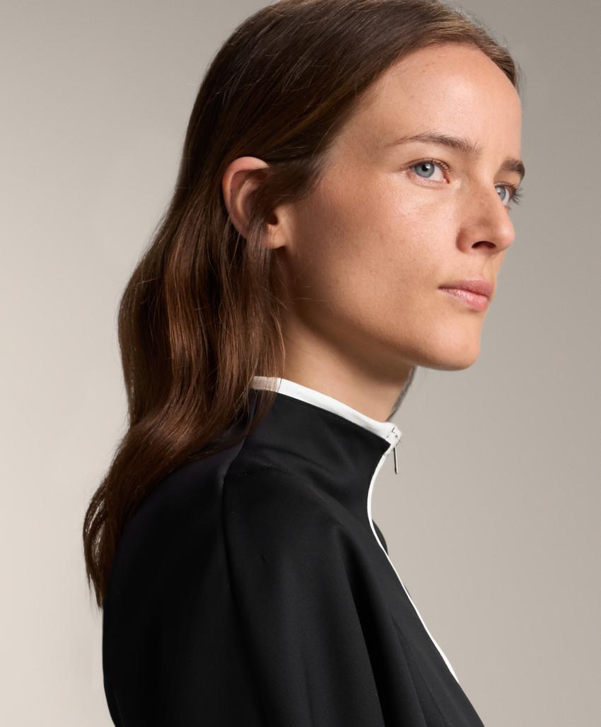 Куртка-корсет с эффектом неопрена