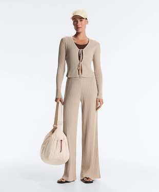 Вязаный кардиган в рубчик с завязками спереди- Заказать в России