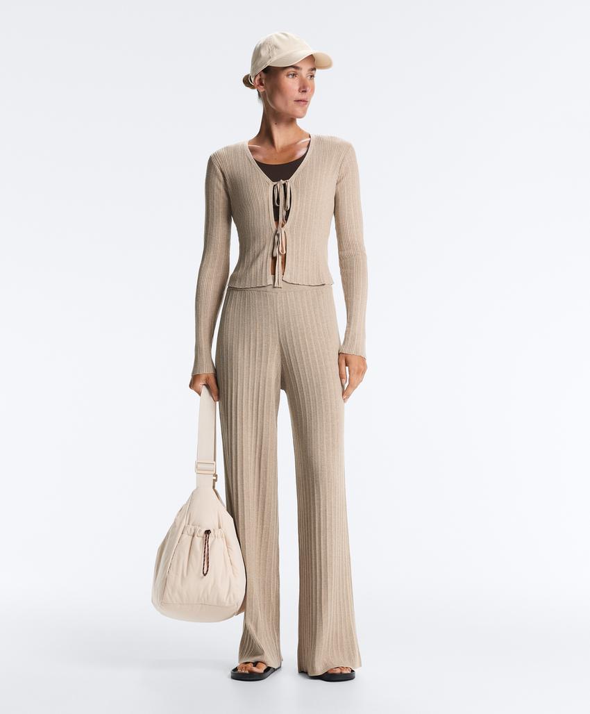 Прямые вязаные брюки в рубчик