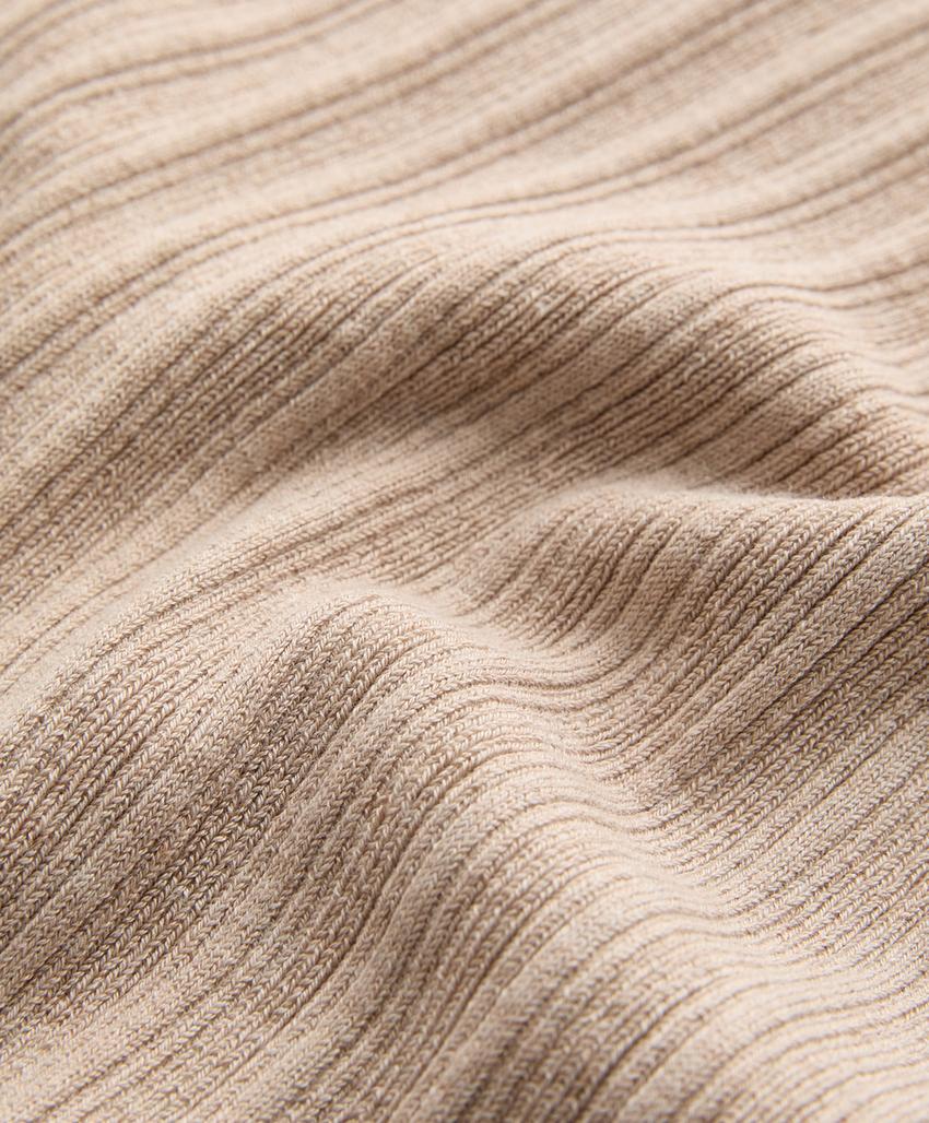 Прямые вязаные брюки в рубчик