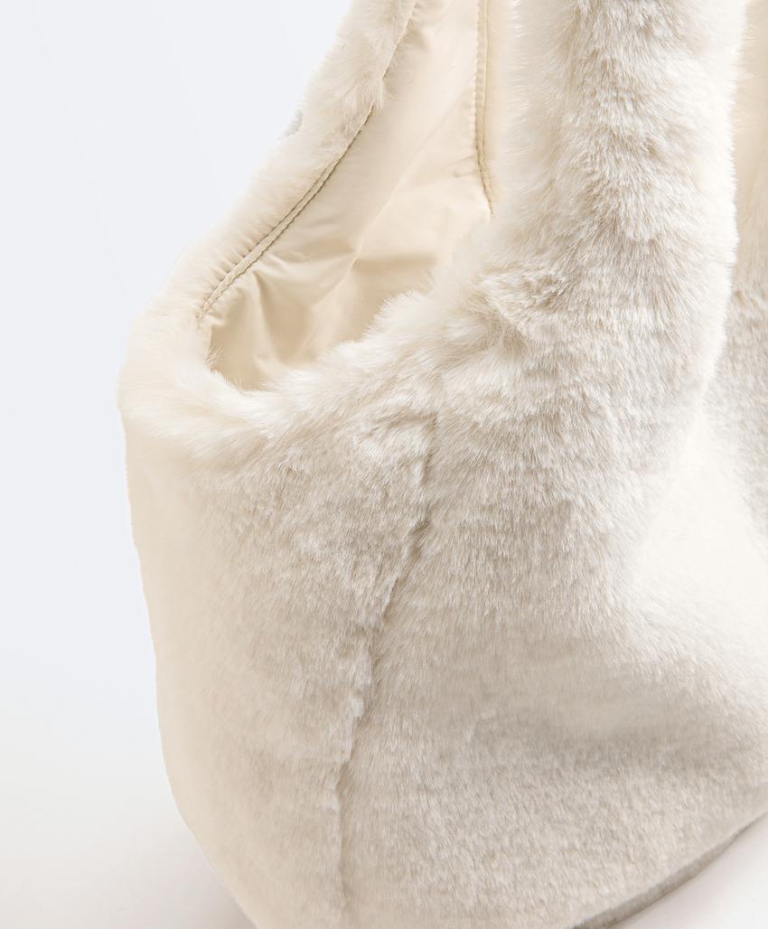 Сумка-шопер из искусственного меха