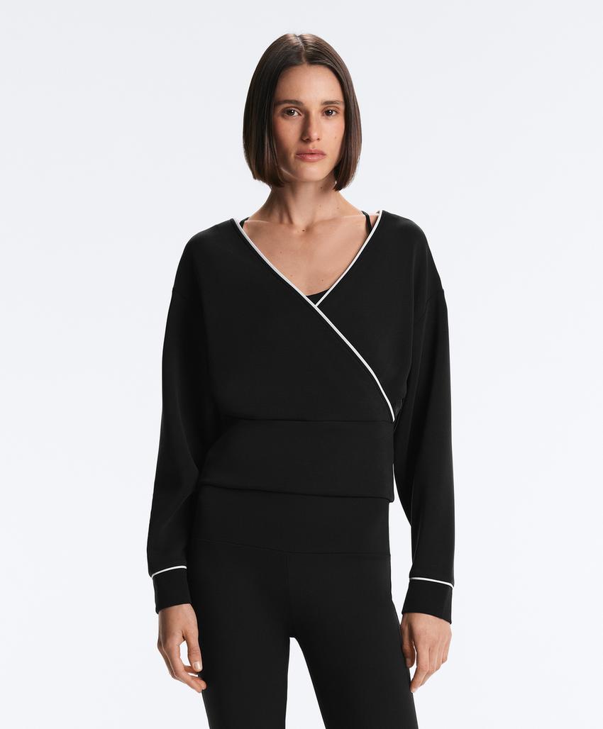 Толстовка с перекрестным кантом из модала